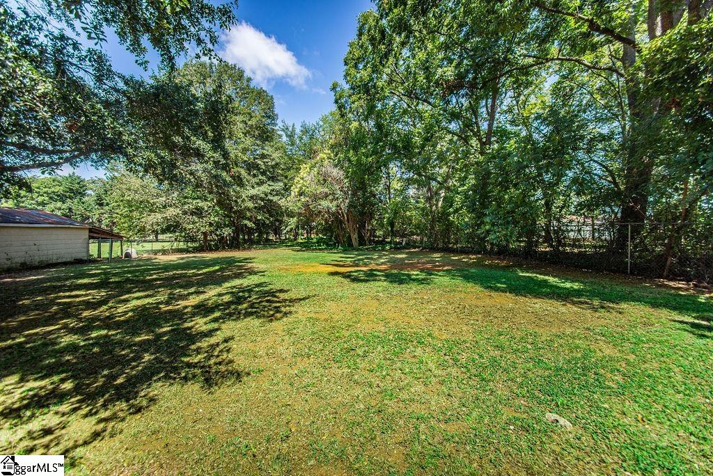 208 Wall Road Boiling Springs, SC 29316 - Photo 30 of 33 Gallery Image 30