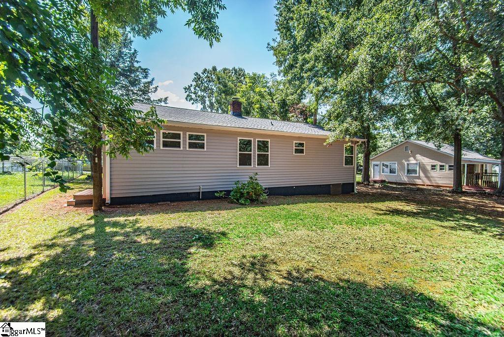 208 Wall Road Boiling Springs, SC 29316 - Photo 31 of 33 Gallery Image 31