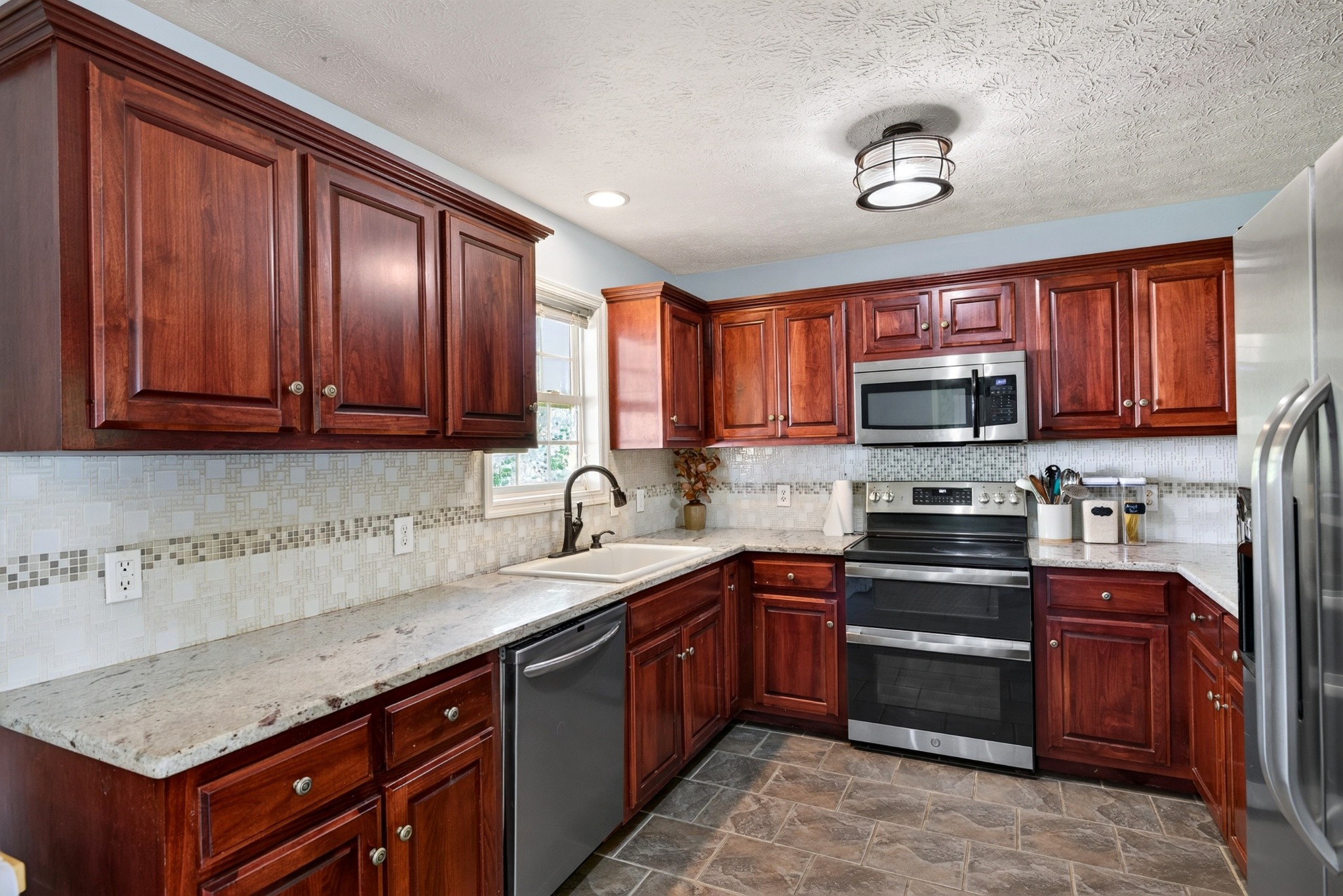 783 Galen Road Lafayette, TN 37083 - Photo 12 of 32
