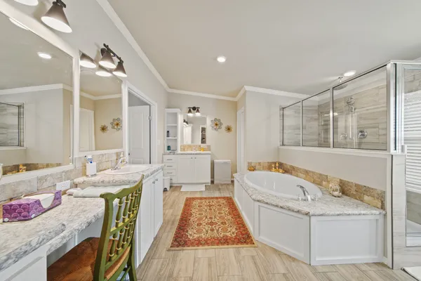 $1,599,995 | 8870 Hart Lane, Sealy, TX 77474