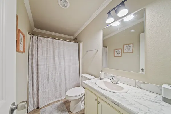 $1,599,995 | 8870 Hart Lane, Sealy, TX 77474
