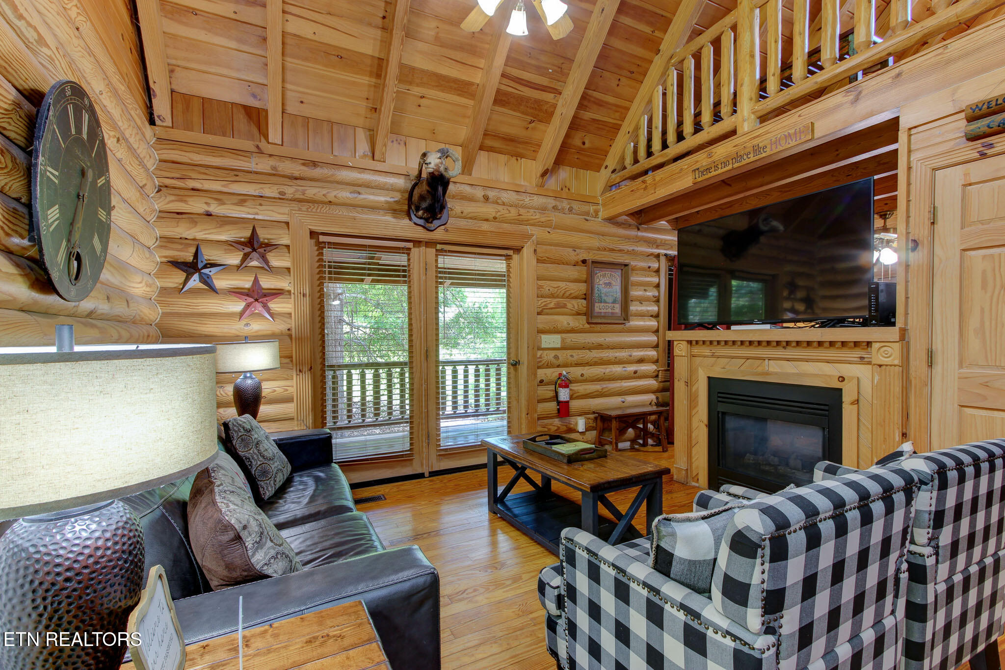 3140 Smoky Ridge Way Sevierville, TN 37862 - Photo 2 of 32 02