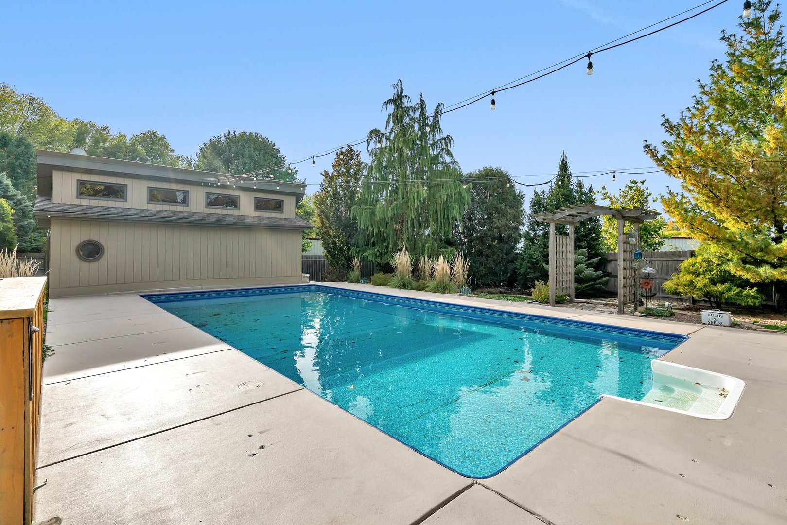 727 South Raven Road Shorewood, IL 60404 - Photo 33 of 36 a view of a swimming pool with a patio