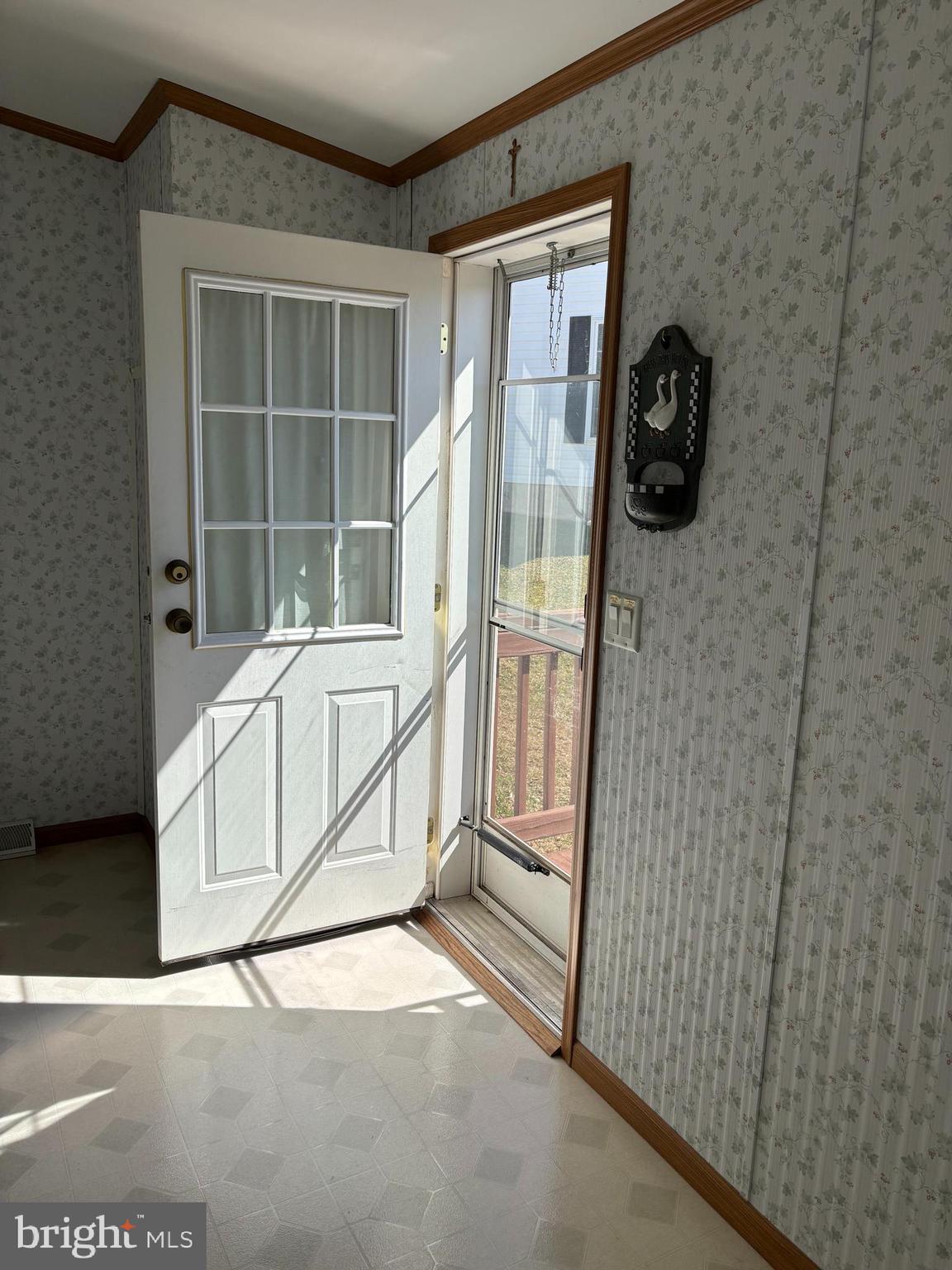 104 Boyer Road Royersford, PA 19468 - Photo 11 of 27 Mudroom/Laundry Room