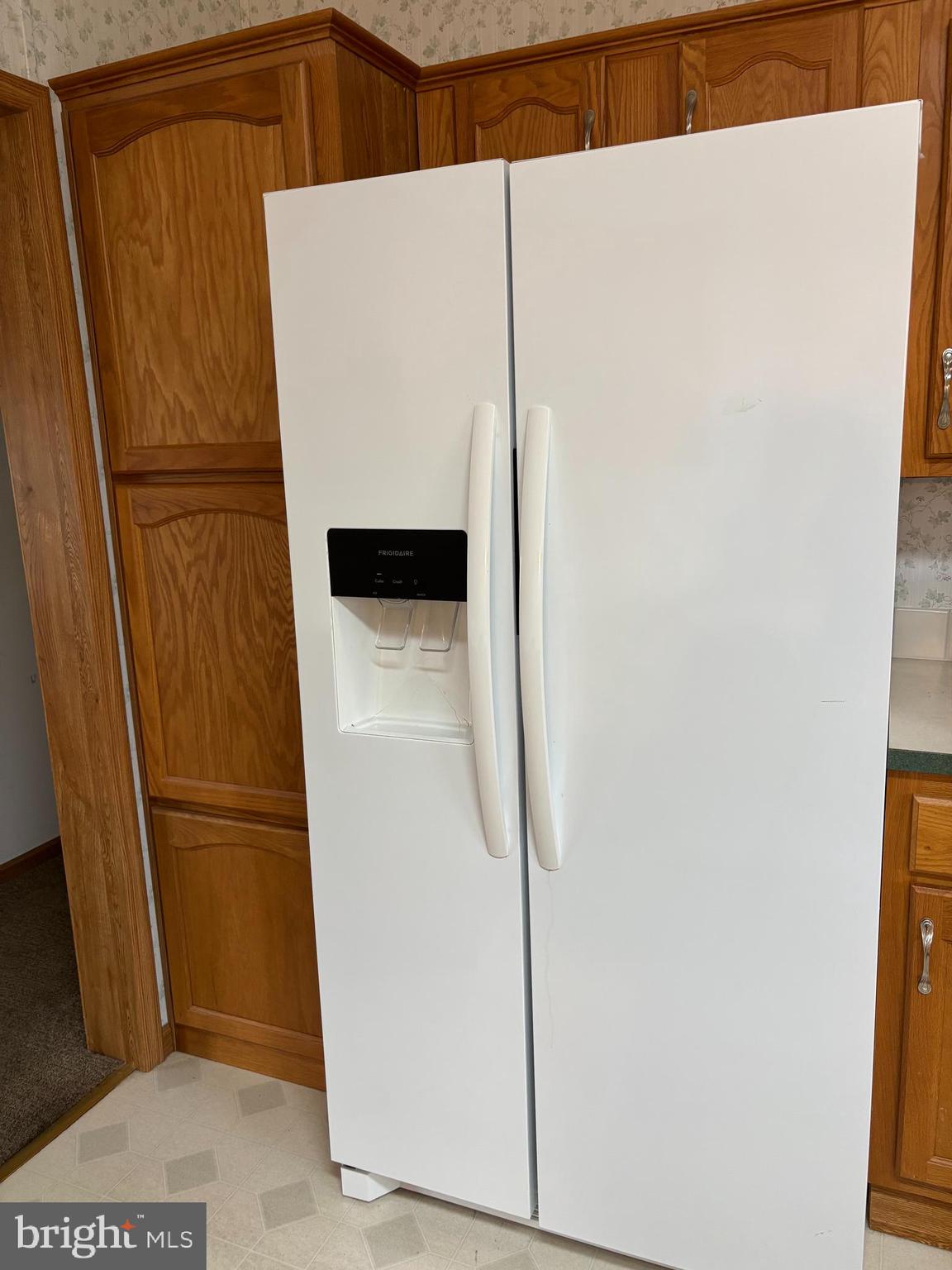 104 Boyer Road Royersford, PA 19468 - Photo 7 of 27 Newer Refrigerator