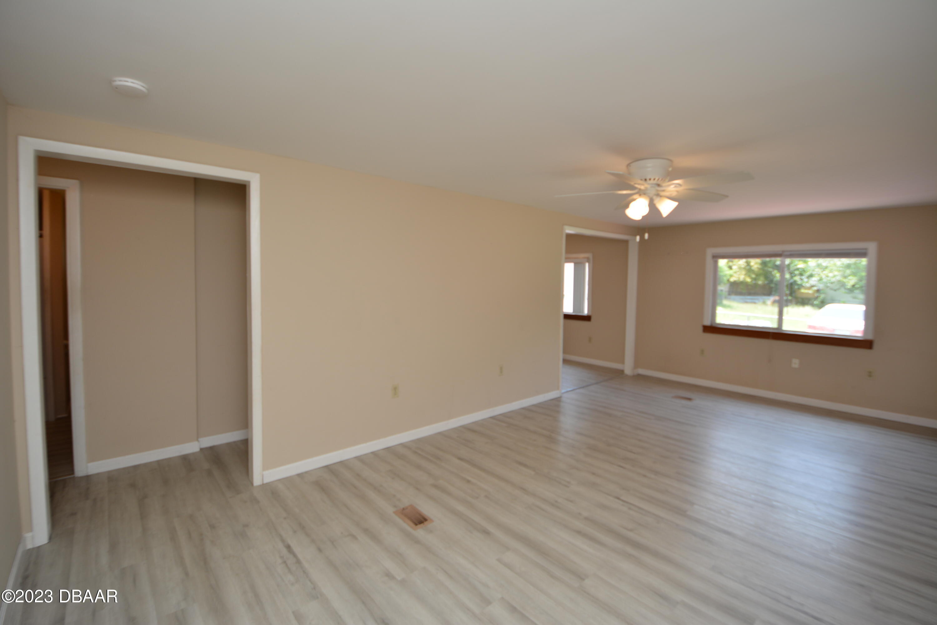 488 Bryant Street Ormond Beach, FL 32174 - Photo 5 of 37 DSC_1657