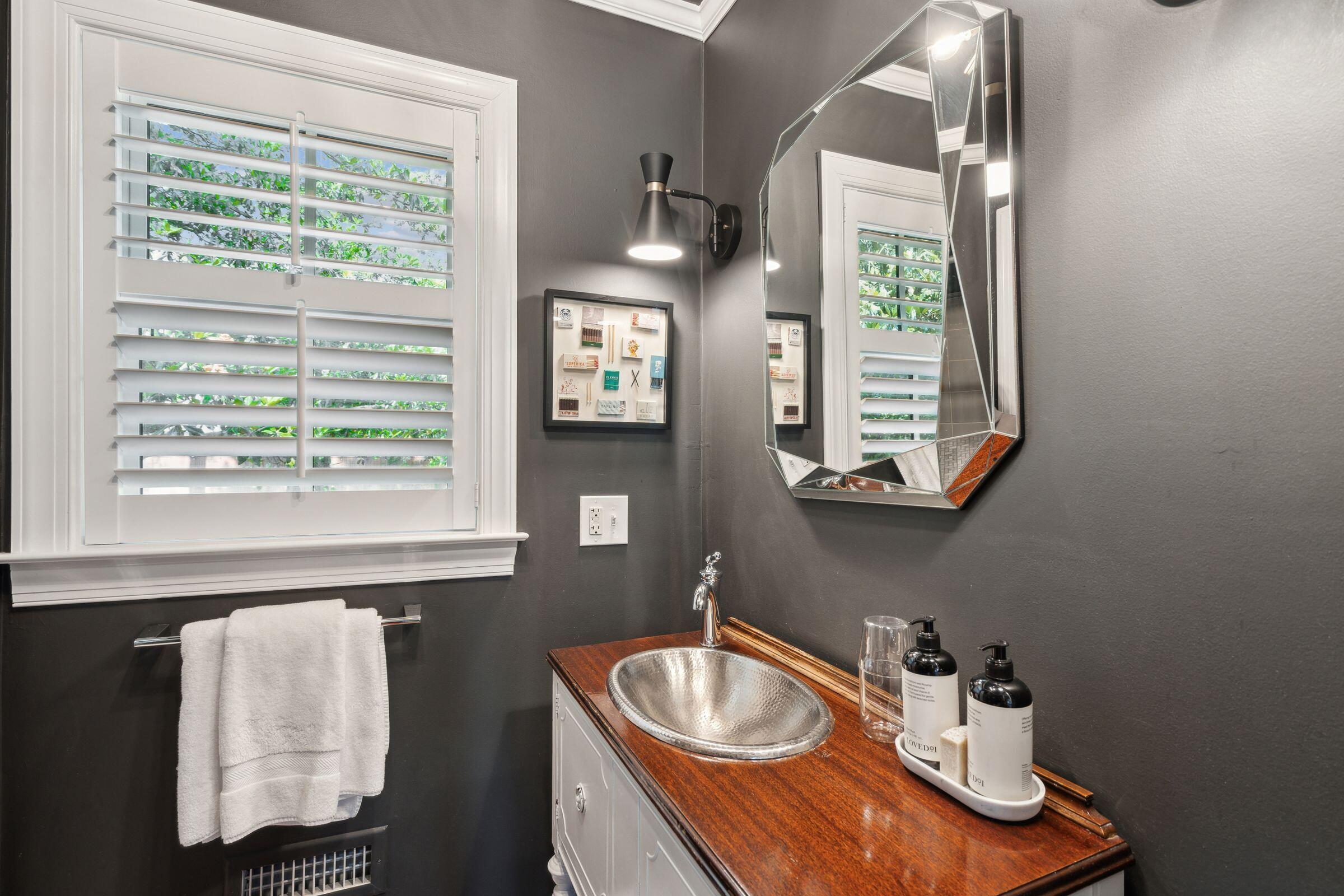 1446 Burningtree Road Charleston, SC 29412 - Photo 19 of 43 Bathroom