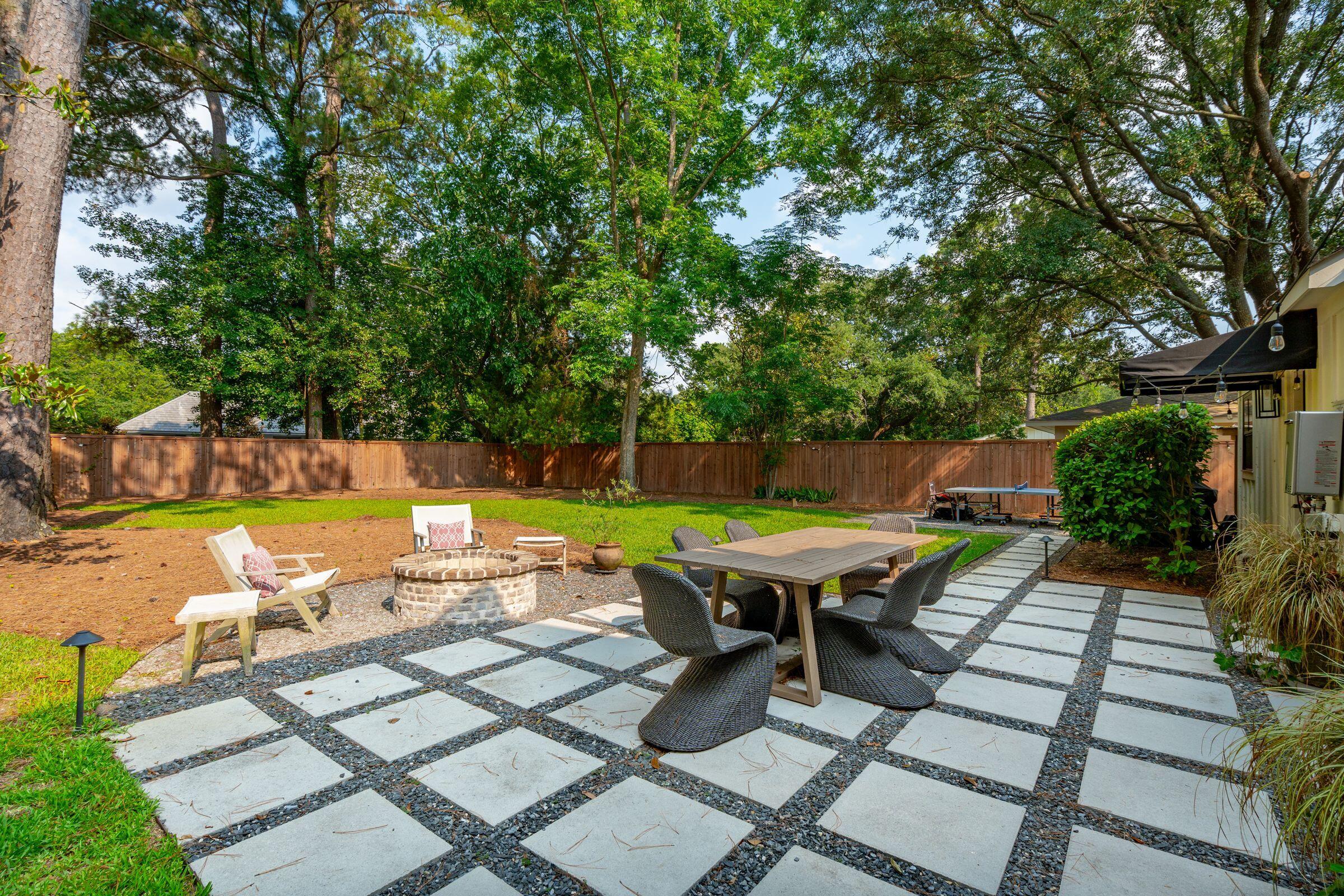 1446 Burningtree Road Charleston, SC 29412 - Photo 37 of 43 Backyard