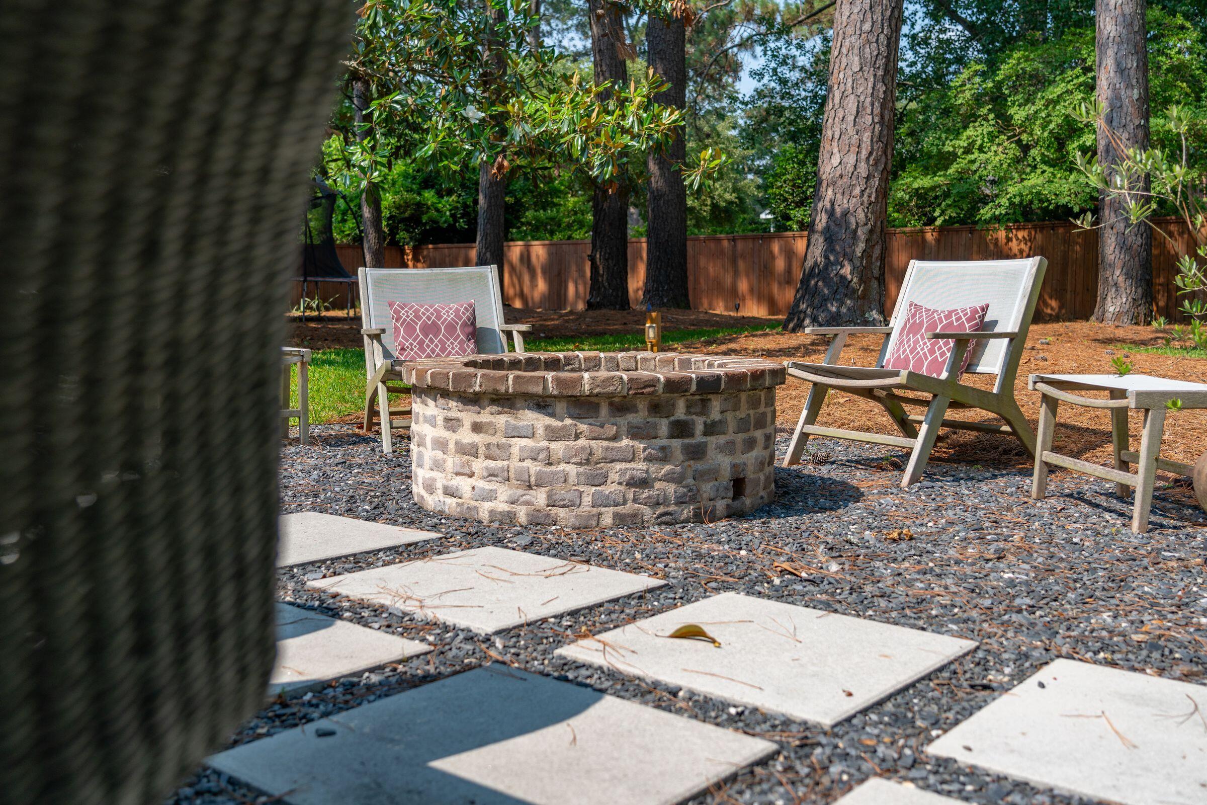 1446 Burningtree Road Charleston, SC 29412 - Photo 38 of 43 Backyard