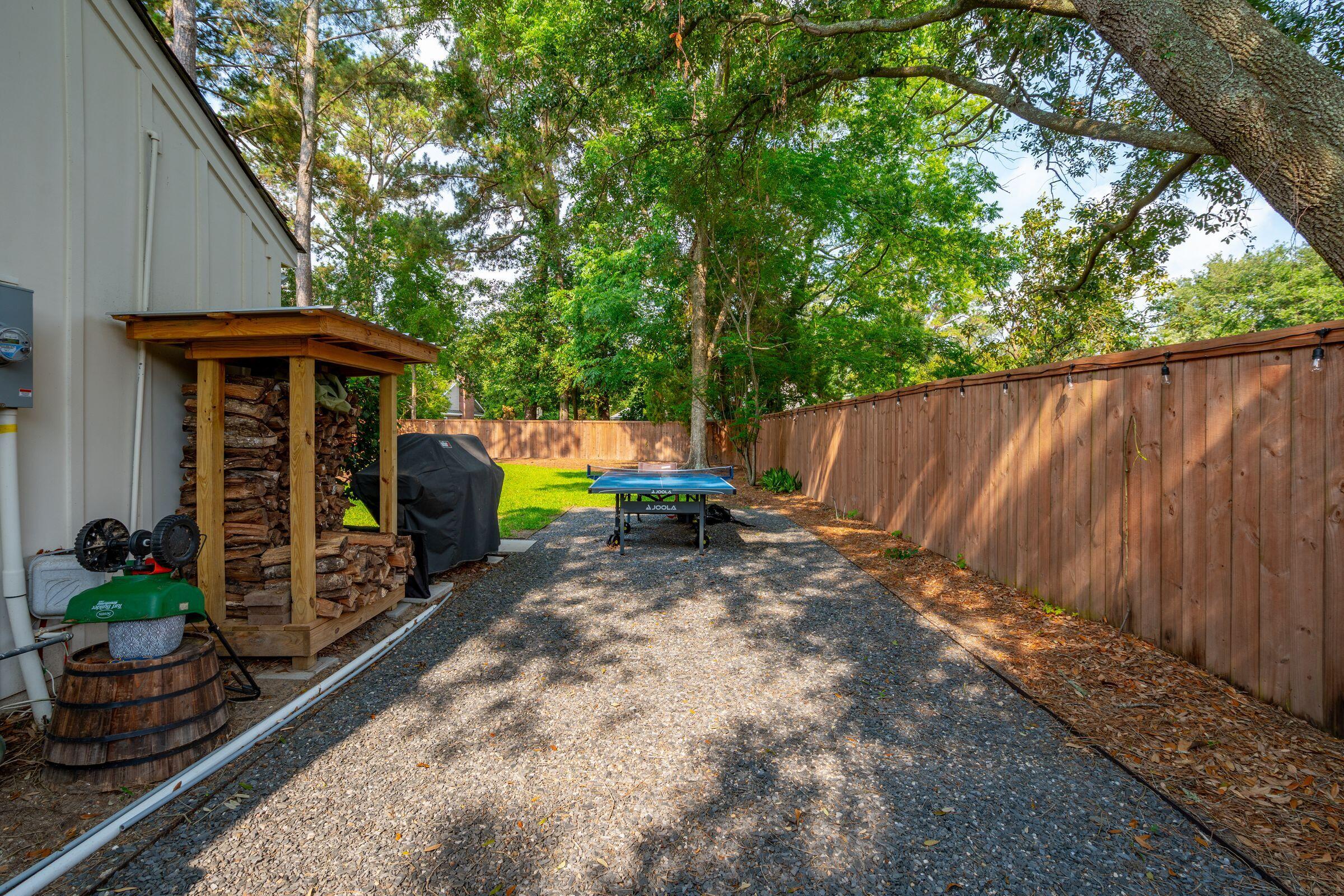1446 Burningtree Road Charleston, SC 29412 - Photo 41 of 43 Side Yard