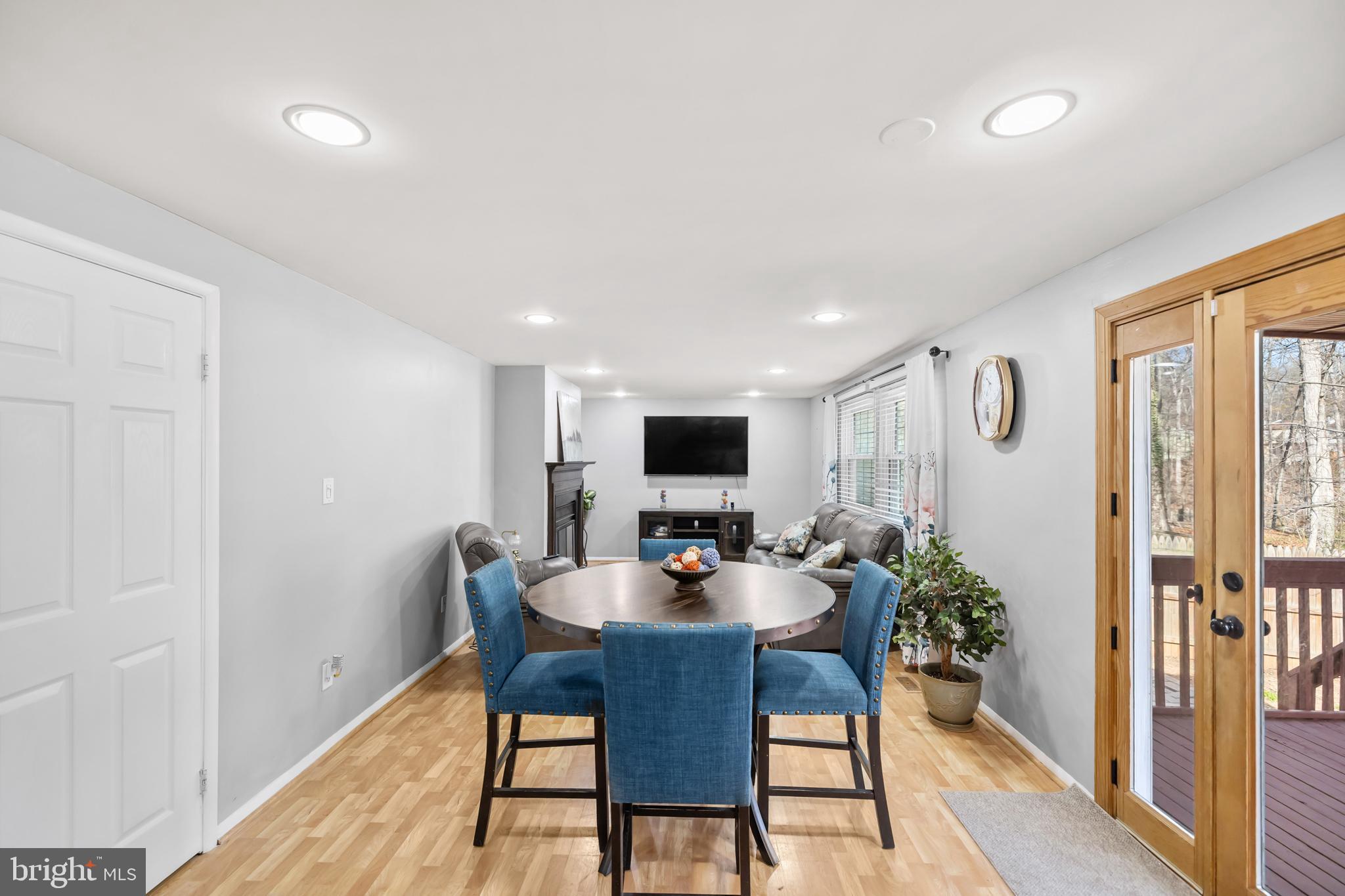 8274 Raindrop Way Springfield, VA 22153 - Photo 19 of 55