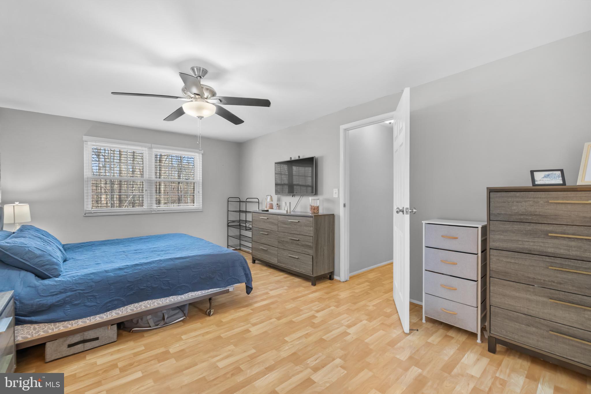 8274 Raindrop Way Springfield, VA 22153 - Photo 25 of 55