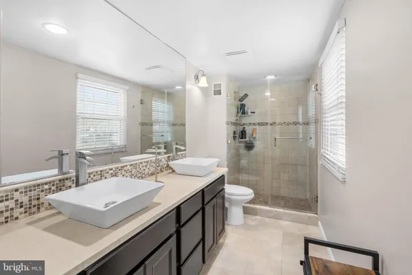 $780,000 | 8274 Raindrop Way, Springfield, VA 22153