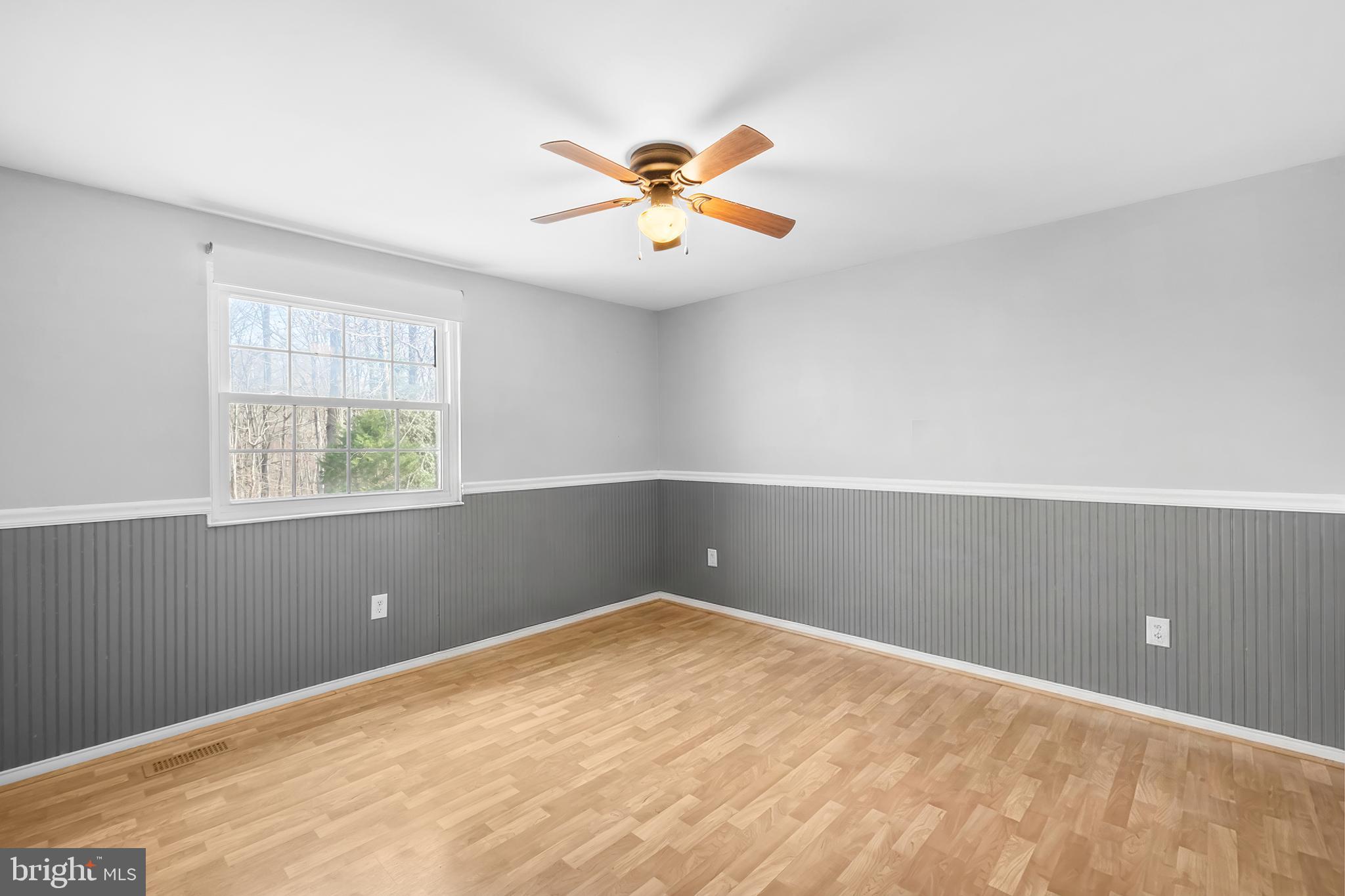 8274 Raindrop Way Springfield, VA 22153 - Photo 35 of 55