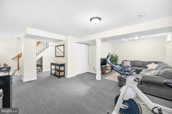 $780,000 | 8274 Raindrop Way, Springfield, VA 22153