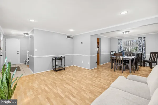 $780,000 | 8274 Raindrop Way, Springfield, VA 22153