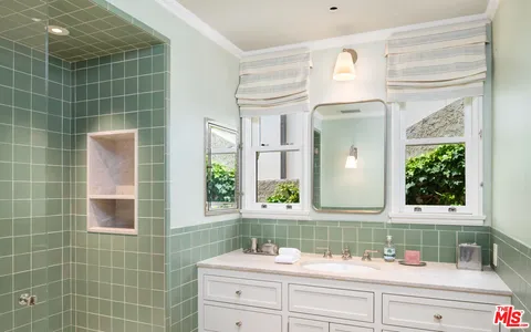 $38,500,000 | 31134 Broad Beach Road, Malibu, CA 90265