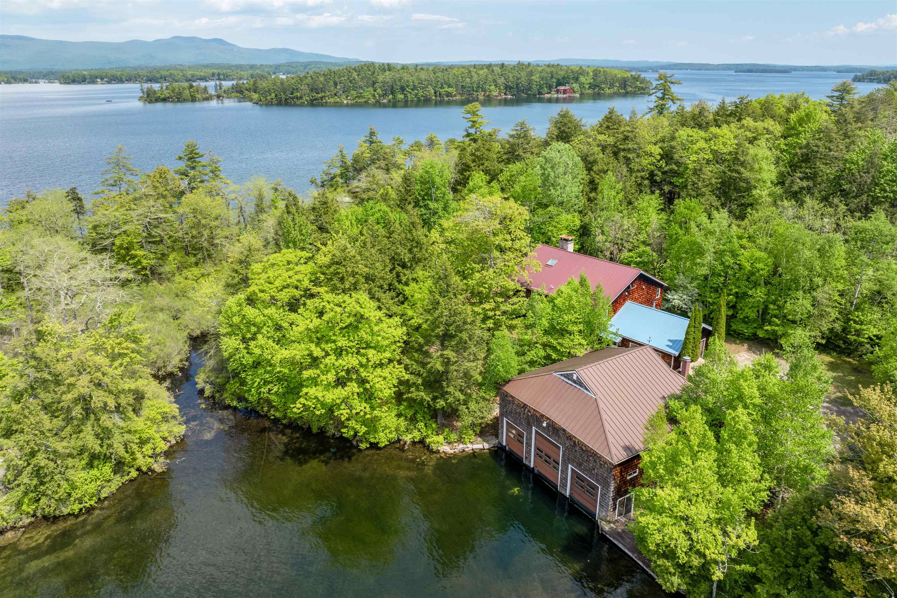 90 Veasey Shore Road Meredith, NH 03253 - Photo 24 of 40