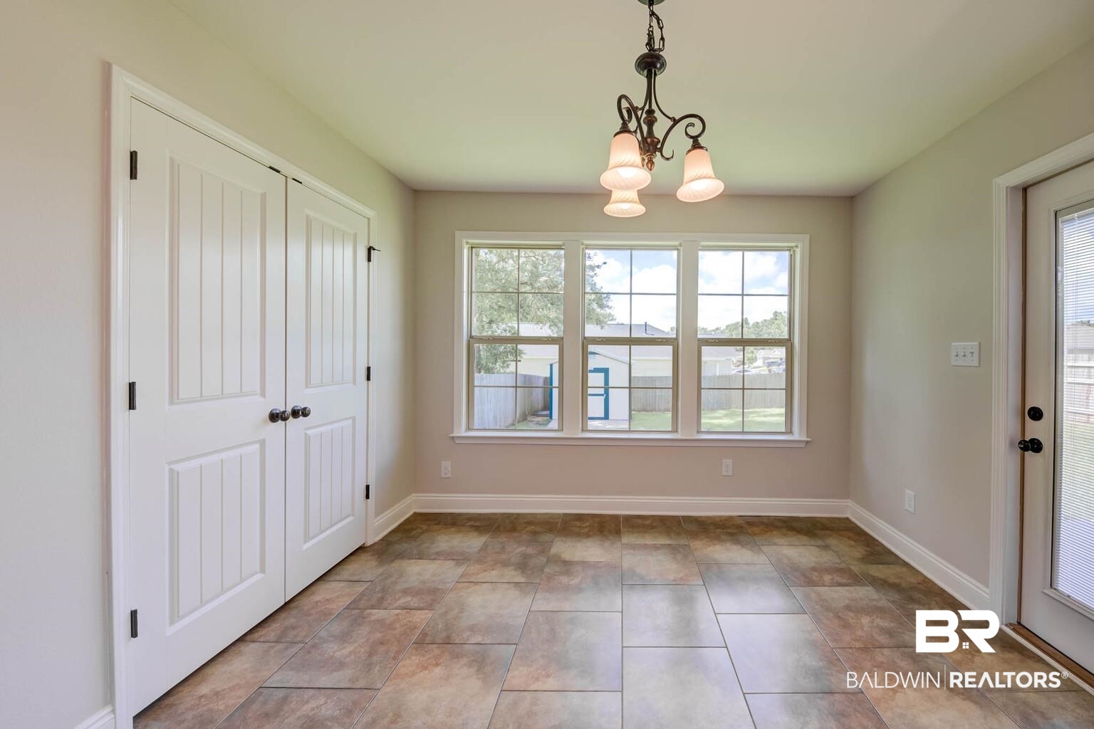 8673 Three Dean Way Mobile, AL 36695 - Photo 16 of 50