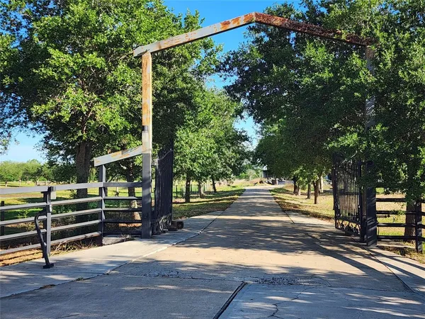 $799,000 | 33640 Hannibal Road, Fulshear, TX 77441