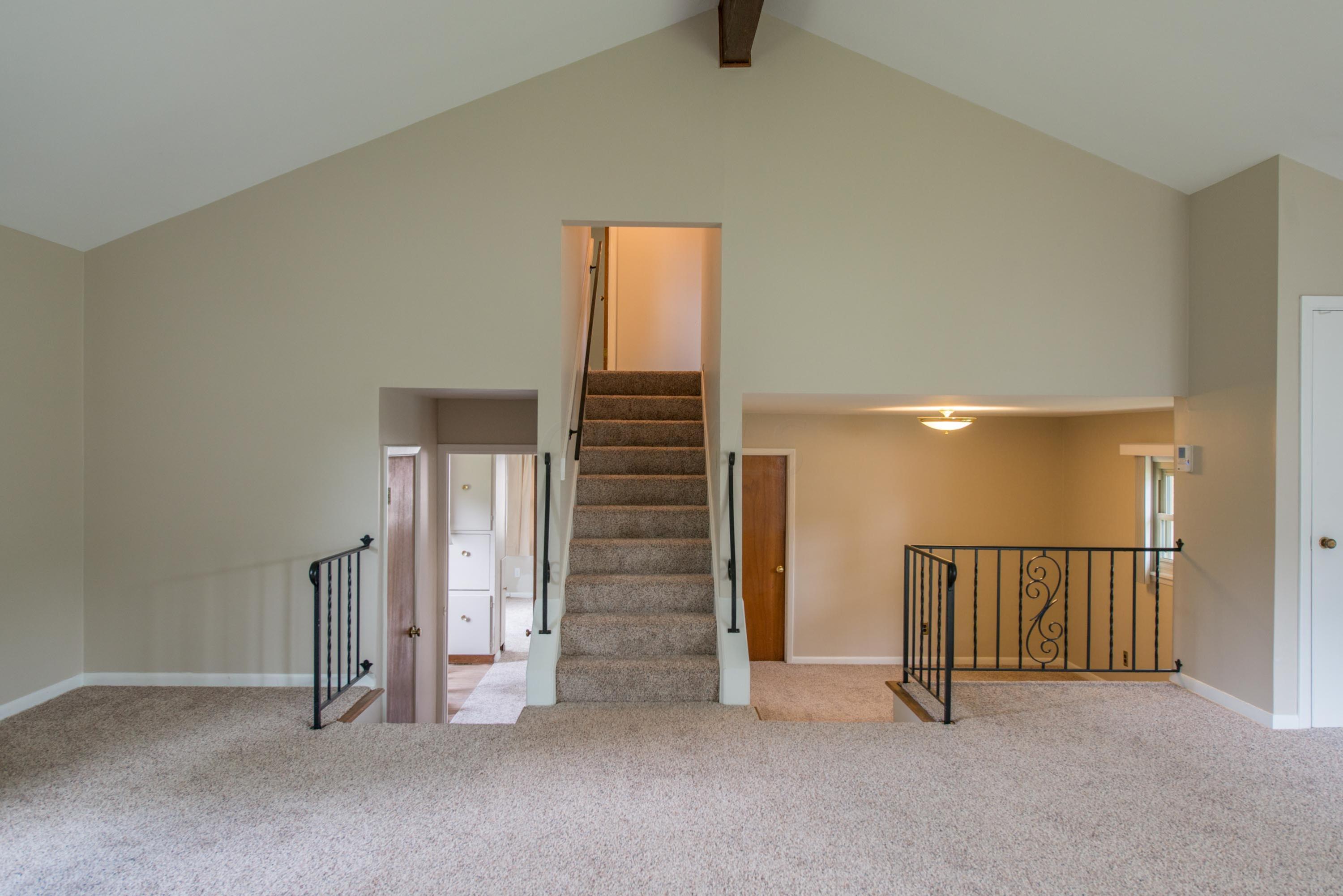 1088 Bernard Road Columbus, OH 43221 - Photo 18 of 36 Gallery Image 18