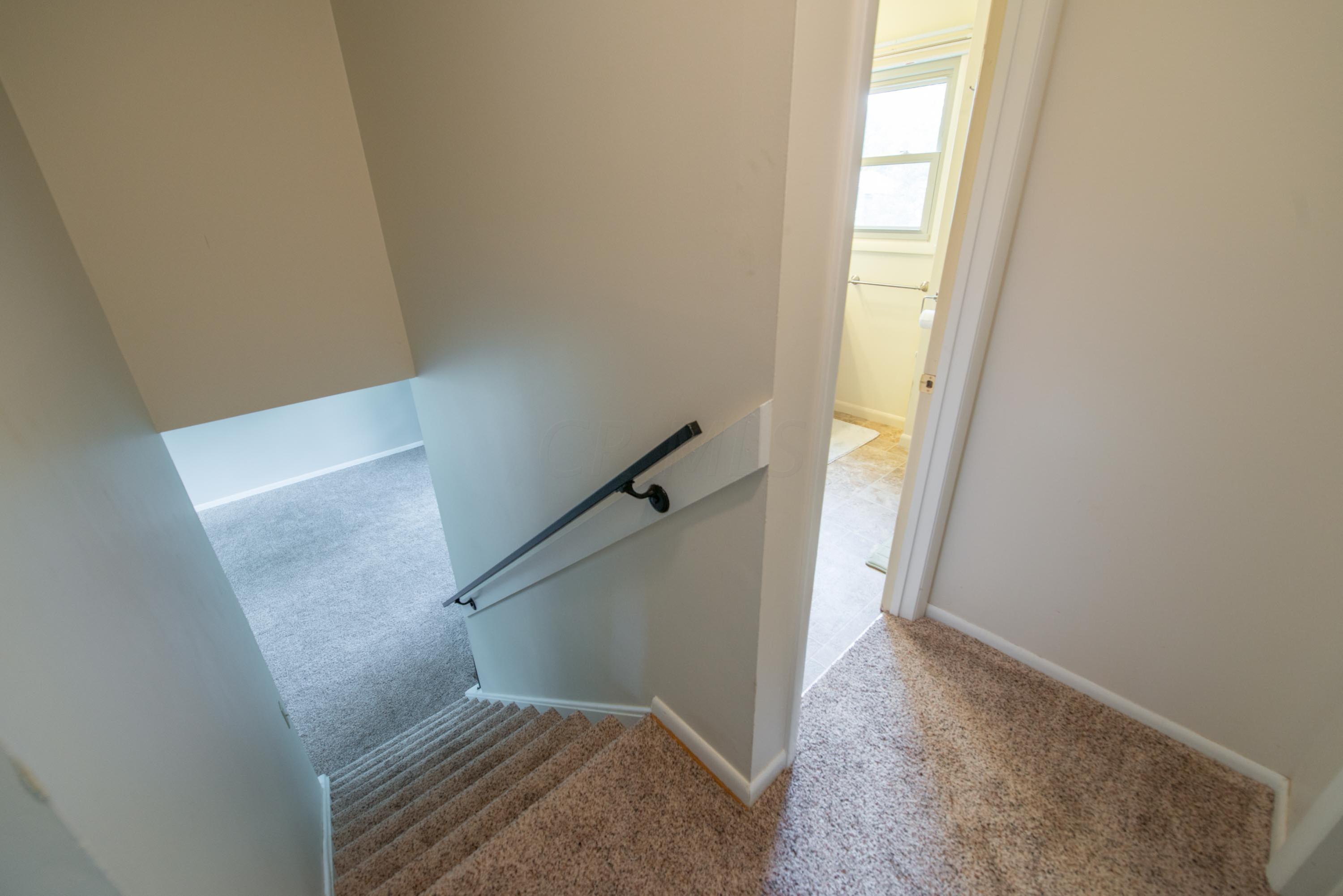 1088 Bernard Road Columbus, OH 43221 - Photo 19 of 36 Gallery Image 19