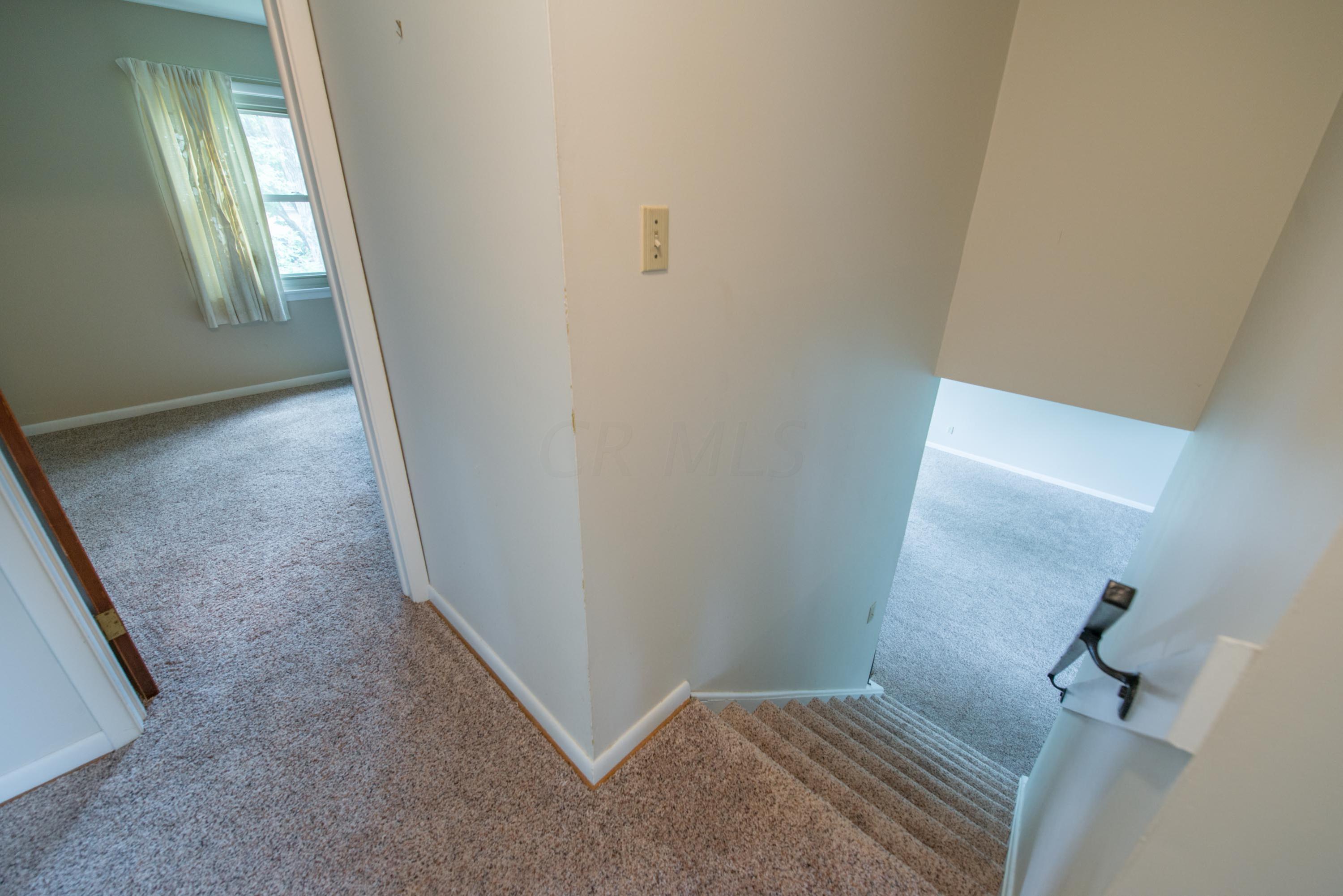 1088 Bernard Road Columbus, OH 43221 - Photo 25 of 36 Gallery Image 25