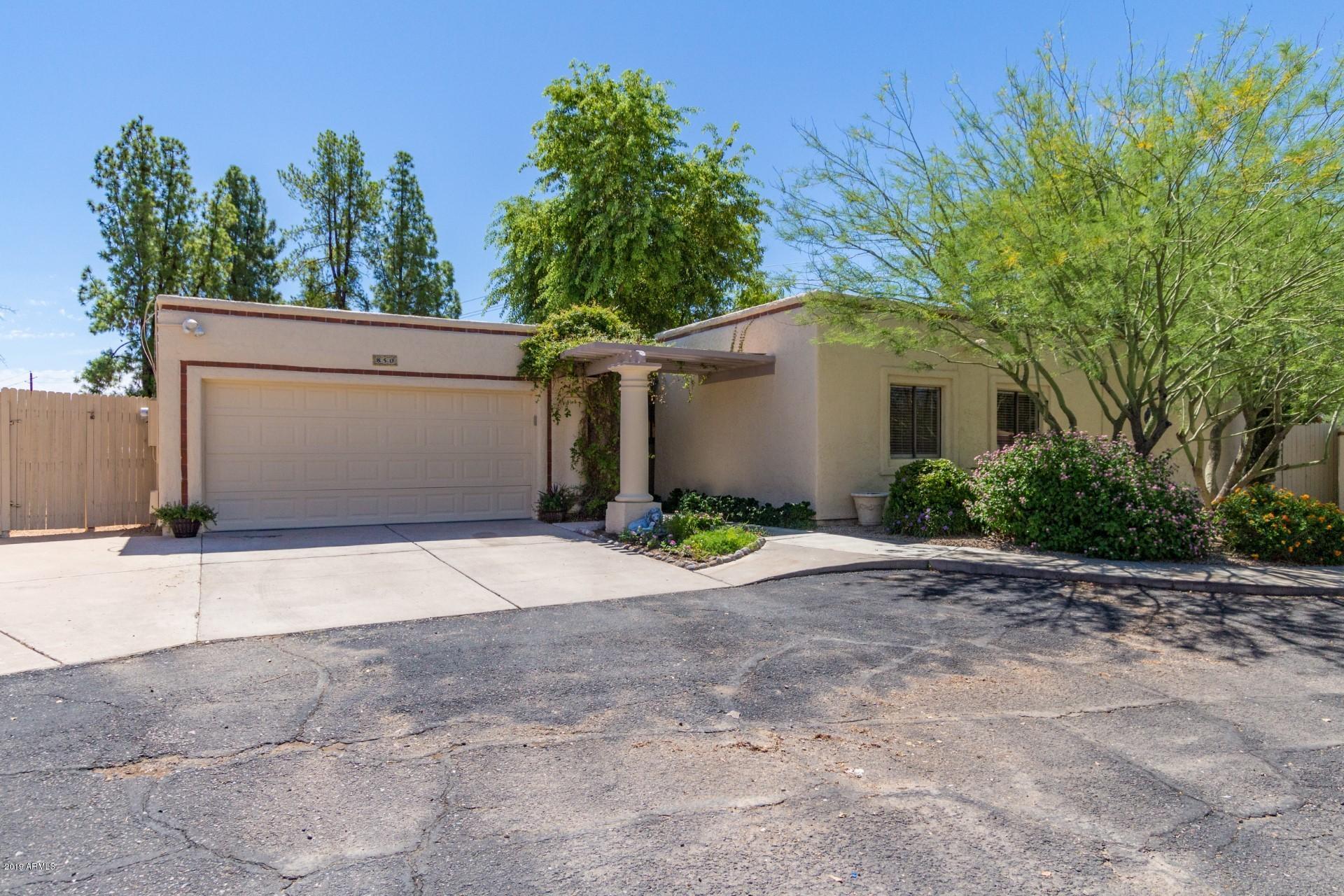 850 East Roberts Road Phoenix, AZ 85022 - Photo 1 of 22 0001-Roberts - 850 (1)