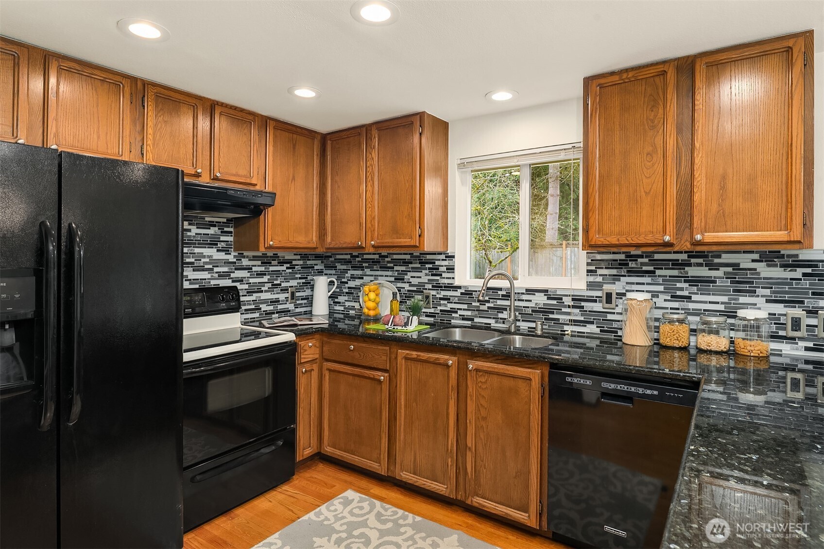 15315 Southeast 142nd Street Renton, WA 98059 - Photo 15 of 37 Gallery Image 15