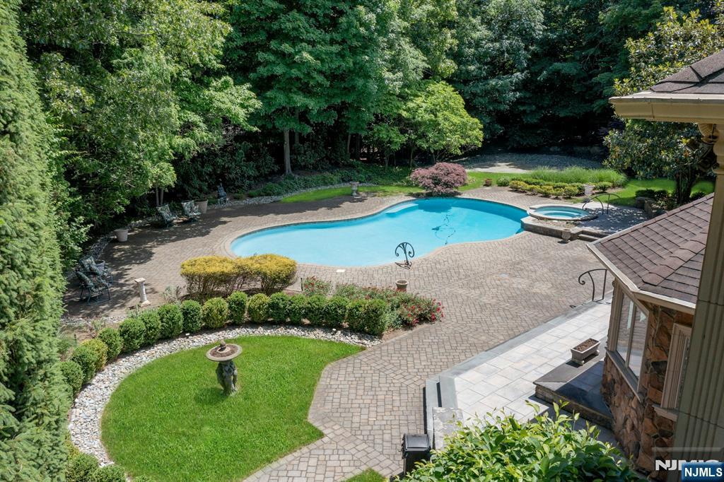 309 Skyridge Road Franklin Lakes, NJ 07417 - Photo 37 of 48