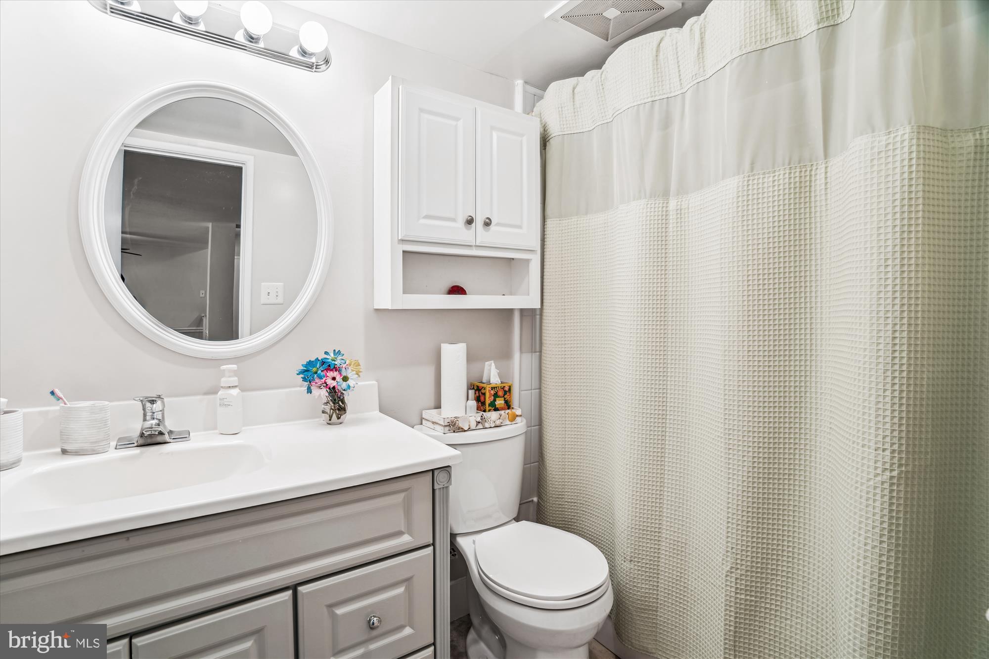15603 Dorset Road, Unit 101 Laurel, MD 20707 - Photo 14 of 36 UPDATED BATHROOM