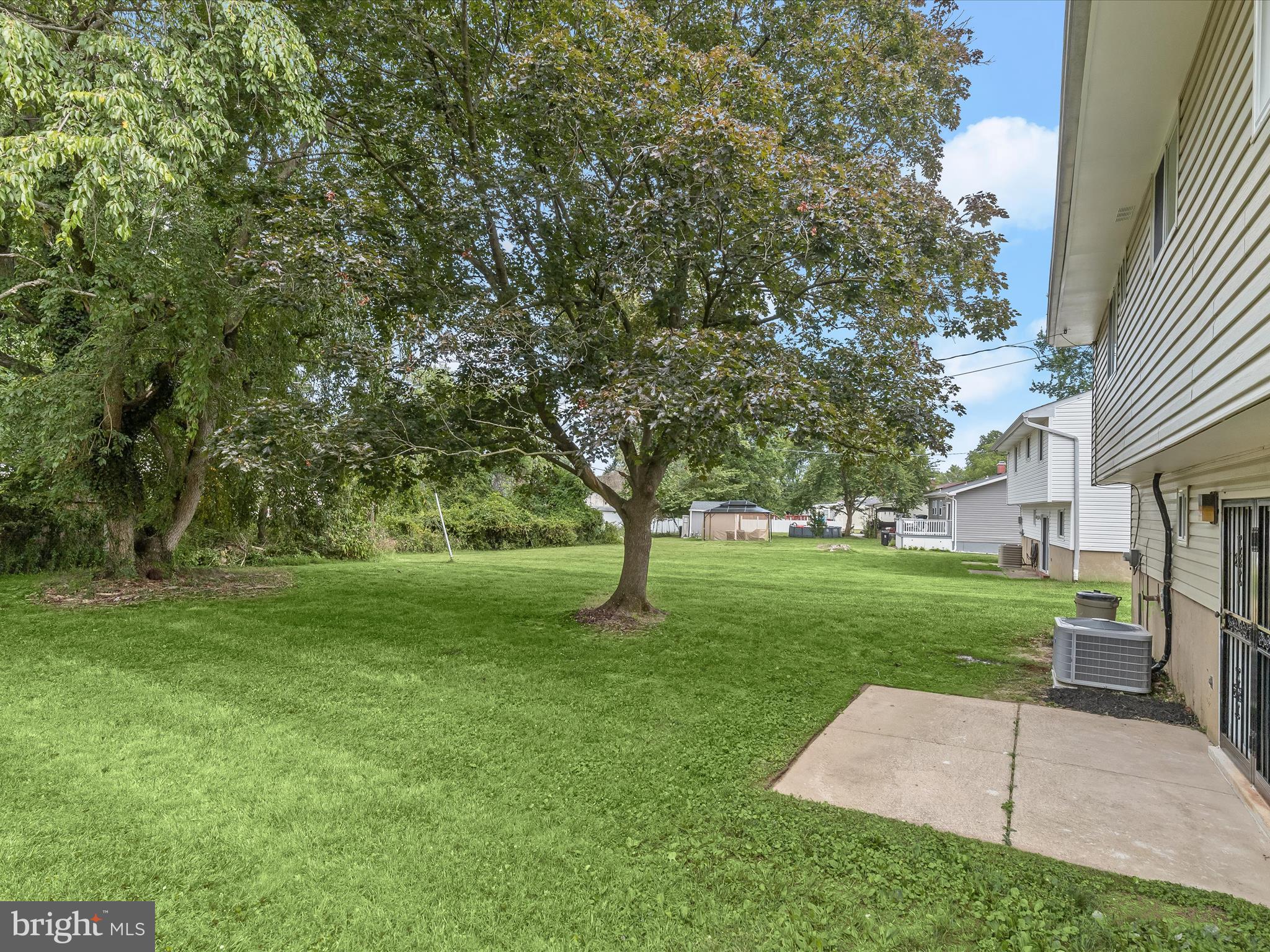 8626 Lucerne Road Randallstown, MD 21133 - Photo 32 of 38 Landscaped Grounds
