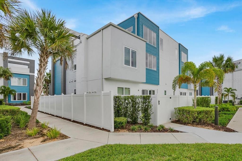 7740 Sandy Ridge Drive, Unit 206 Kissimmee, FL 34747 - Photo 2 of 67