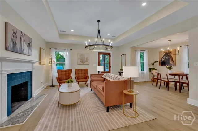 $599,000 | 402 East 57th Street, Savannah, GA 31405