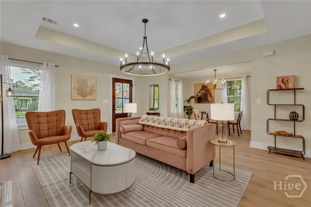 $599,000 | 402 East 57th Street, Savannah, GA 31405