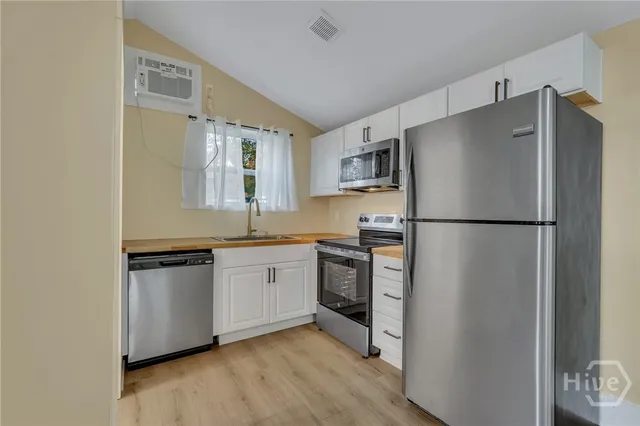 $599,000 | 402 East 57th Street, Savannah, GA 31405