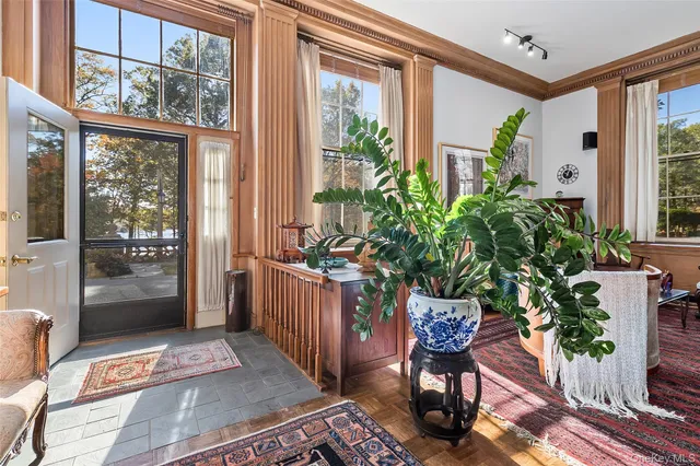 $585,000 | 341 Furnace Dock Road, Unit 1, Cortlandt Manor, NY 10567