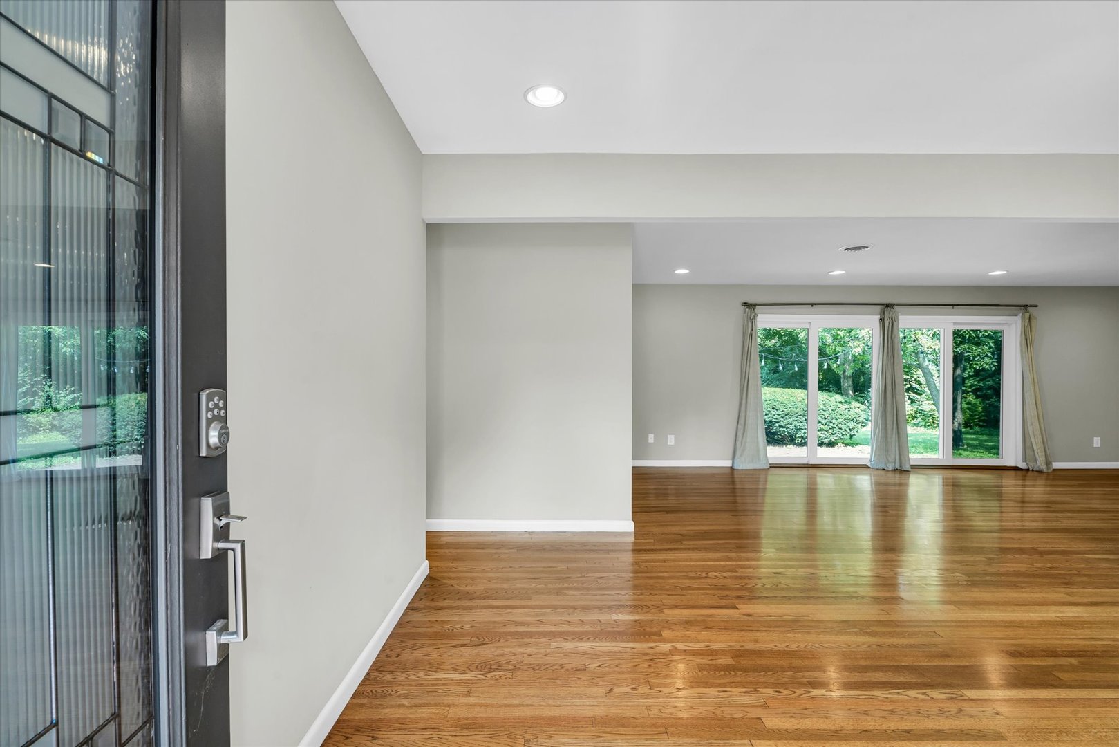 70 Greencroft Drive Champaign, IL 61821 - Photo 5 of 39