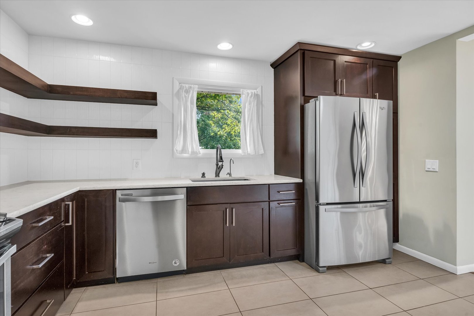 70 Greencroft Drive Champaign, IL 61821 - Photo 10 of 39