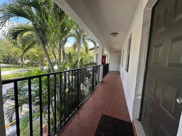 $2,350,000 | 11676 Northwest 45th Street, Coral Springs, FL 33065