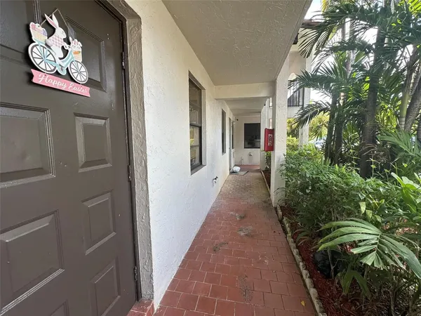 $2,350,000 | 11676 Northwest 45th Street, Coral Springs, FL 33065