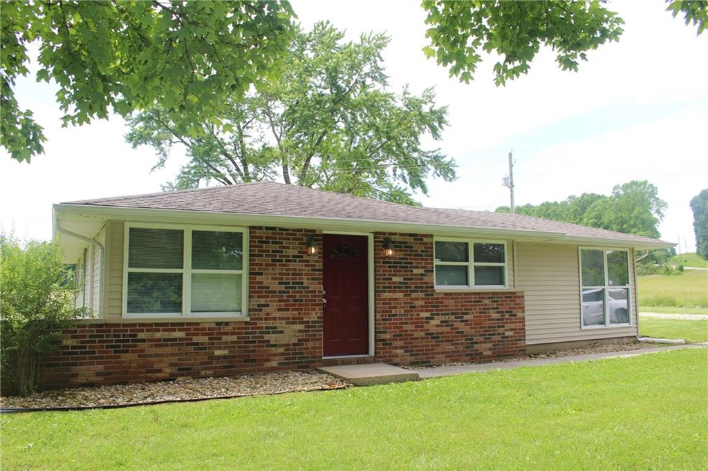 26 South Co Rd 975 West Medora, IN 47260 - Photo 2 of 12