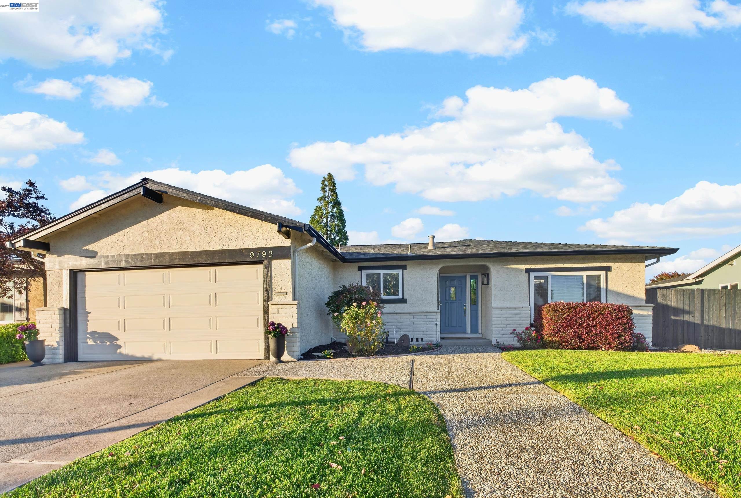 9792 Broadmoor Drive San Ramon, CA 94583 - Photo 5 of 90