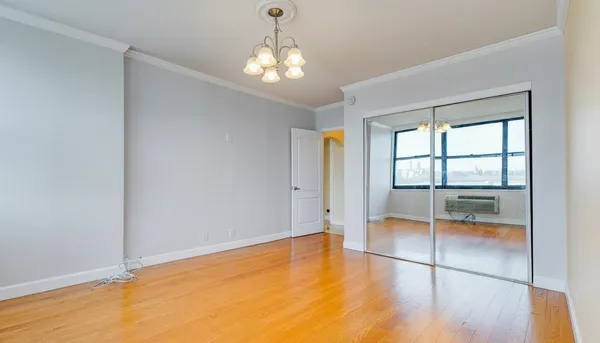 $4,500 | 7004 Boulevard East, Unit 7D, Guttenberg, NJ 07093