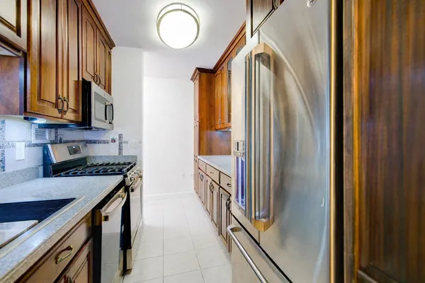 $4,500 | 7004 Boulevard East, Unit 7D, Guttenberg, NJ 07093