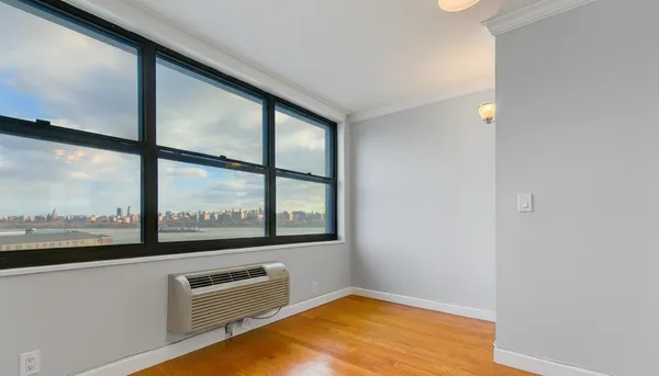 $4,500 | 7004 Boulevard East, Unit 7D, Guttenberg, NJ 07093