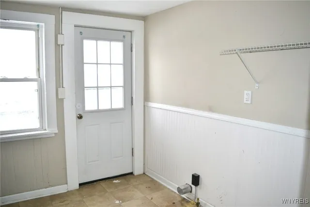 $199,900 | 4670 Broadway, Cheektowaga, NY 14043