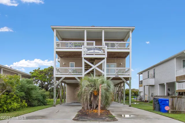 $1,050,000 | 1404 East Dolphin Drive, Oak Island, NC 28465