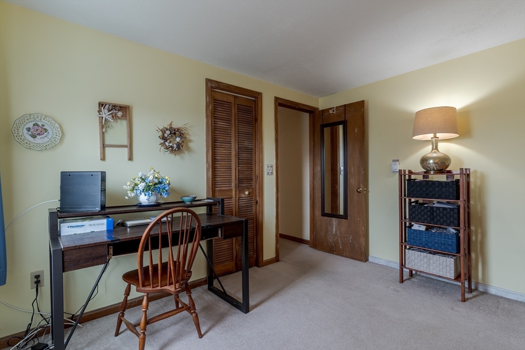 24 Hanson Road Saugus, MA 01906 - Photo 12 of 21