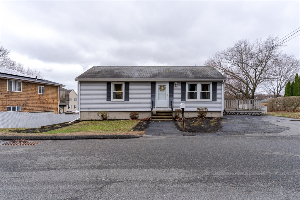 24 Hanson Road Saugus, MA 01906 - Photo 18 of 21